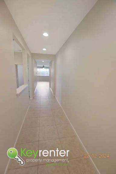 Main picture of 7072 Westminster Ct