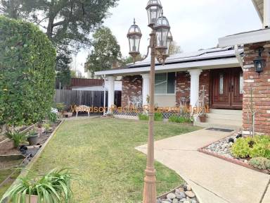 Main picture of 62 Arenas Ct