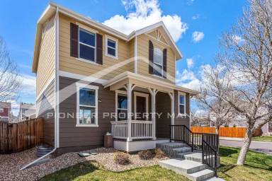Main picture of 4433 S Independence St