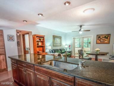 Main picture of 9175 SW 77th Ave