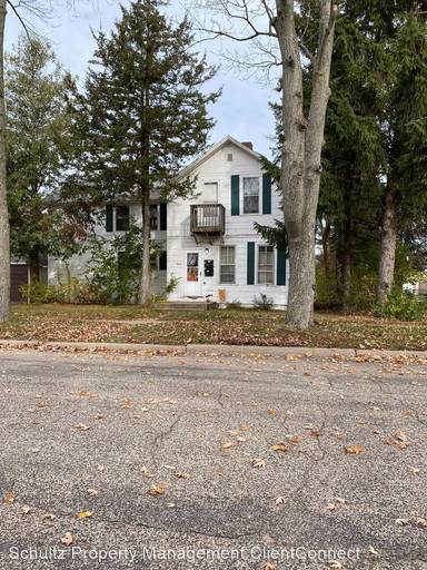 Main picture of 2416 Algoma St