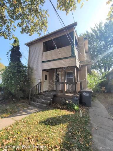 Main picture of 32 Tyler St