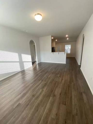 Main picture of 213 Evans St