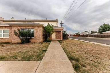 Main picture of 3102 109th St