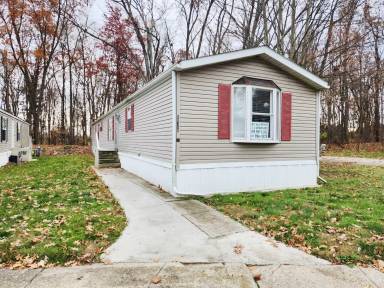 Main picture of Sugarloaf Mobile Home Park - 38 - 11481 Circle Dr.