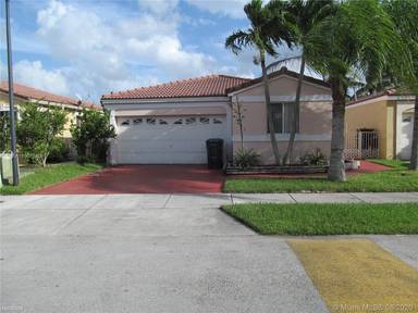 Main picture of 17019 SW 142nd Pl