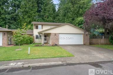 Main picture of 3008 SW 16th Cir