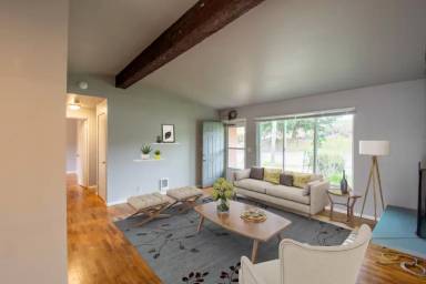 Main picture of 1487 S Columbian Way