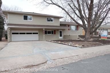 Main picture of 2335 Zane Pl