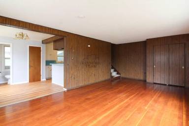 Main picture of 1005 Thayer Dr