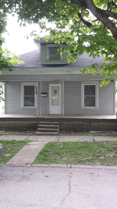 Main picture of 416 W Foster St