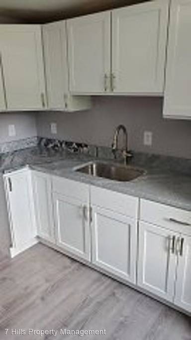 Main picture of 70 N Main St