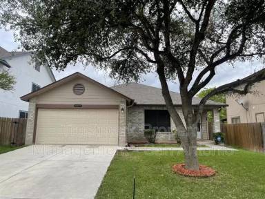 Main picture of 8335 Bent Meadow Dr