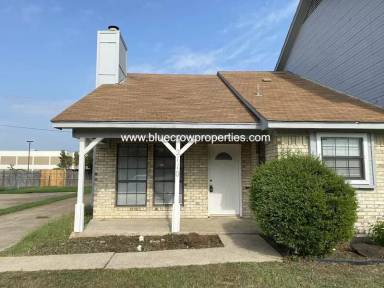 Main picture of 2110 Stone Moss Ln