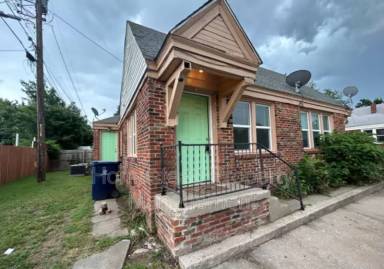 Main picture of 4212 S Stiles Ave