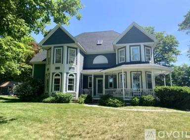 Main picture of 679 Gurnet Rd