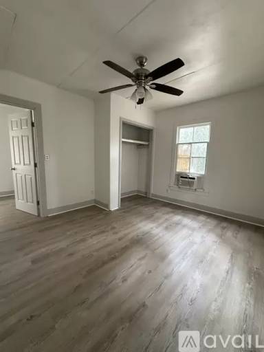 Main picture of 2344 S Marion Ave