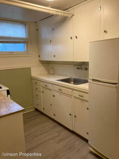 Main picture of 415 E Kearney St