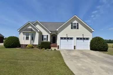 Main picture of 107 Ellington Way