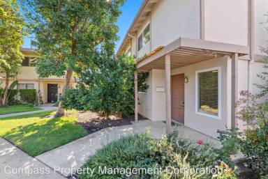 Main picture of Tustin Park Villas