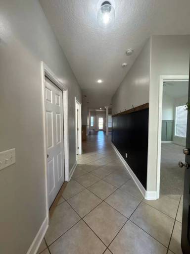 Main picture of 468 Eagle Blvd