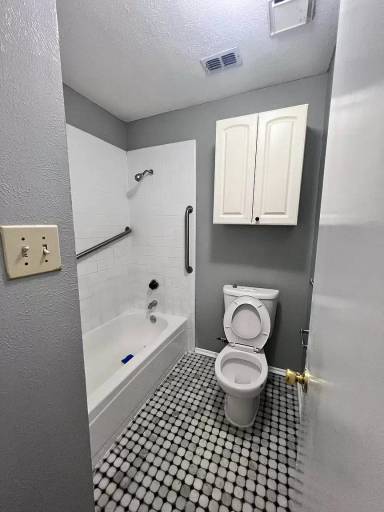 Main picture of 3207 Forest Creek Dr