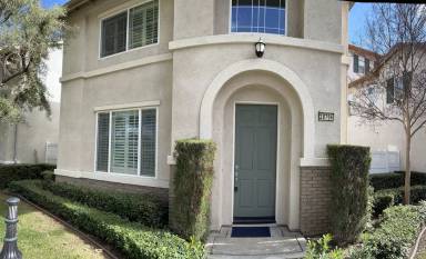 Main picture of 28766 South Lake Dr