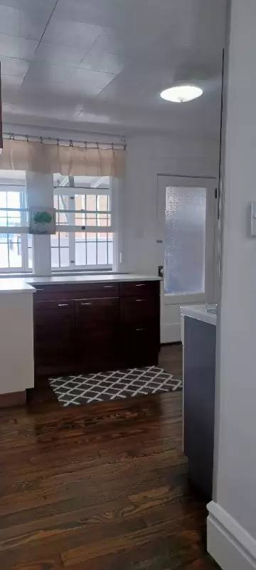 Main picture of 119 N Front St