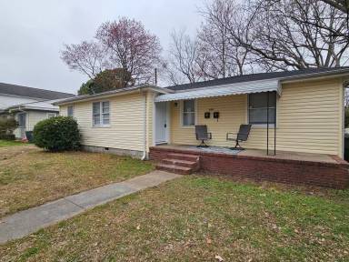 Main picture of 9451 Hickory St