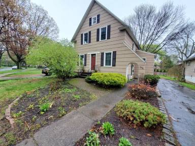 Main picture of 202 Arbordale Ave