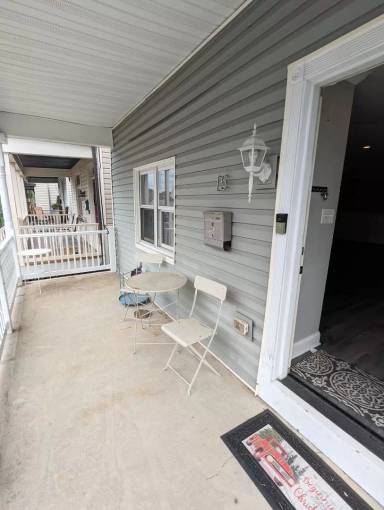 Main picture of 15 Soffel St