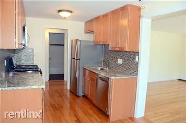 Main picture of 215 Massachusetts Ave