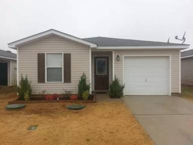 Main picture of 122 Jesse Layne Dr