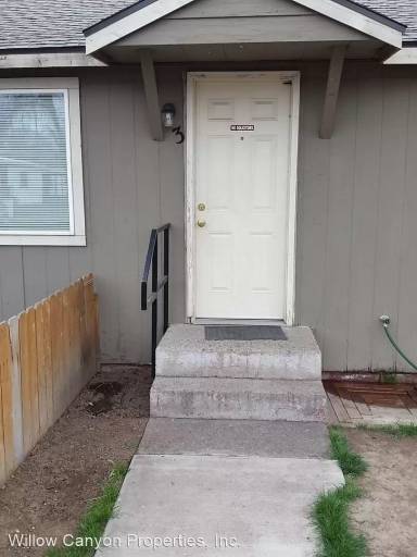 Main picture of 214 SW M St