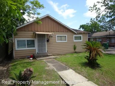 Main picture of 7913 Parnell St