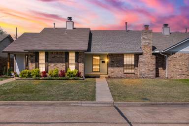 Main picture of 423 W Curtis Dr