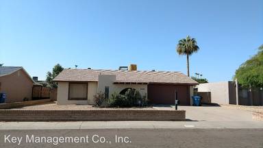 Main picture of 4055 W Yucca St