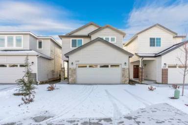 Main picture of 2207 E Danzee Dr