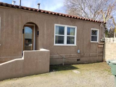 Main picture of 679 2nd Ave