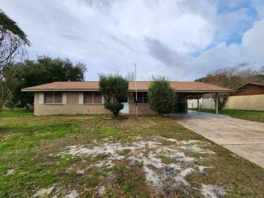 Main picture of 329 Popps Ferry Rd