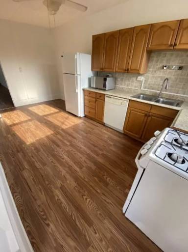 Main picture of 42 S Grandview Ave