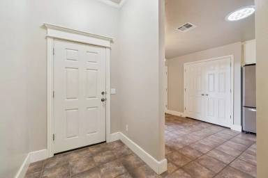 Main picture of 16413 Village Green Dr