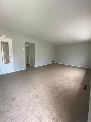 Main picture of 1557 Charlestown Dr