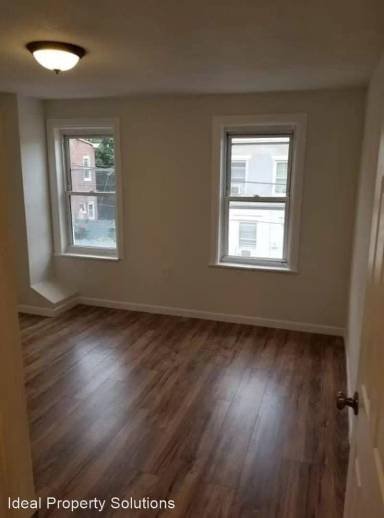 Main picture of 1707 Tulip St