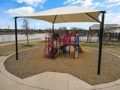 Main picture of 1304 Lowhill Dr