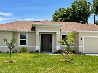 Main picture of 897 Chello Ave NE