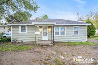 Main picture of 3414 Pleasant St