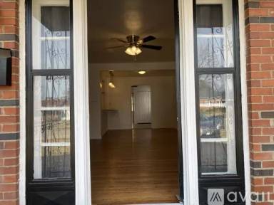 Main picture of 2736 E 2nd St