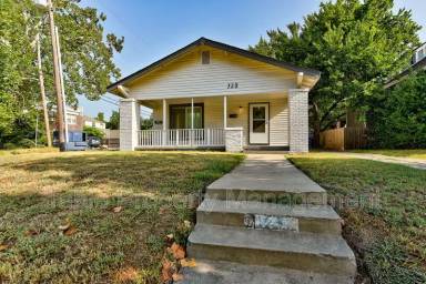Main picture of 117 NW 27th St