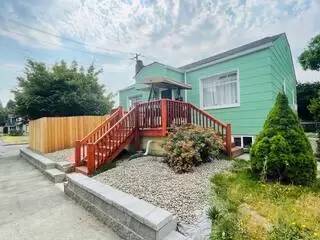Main picture of 2132 SE Reedway St